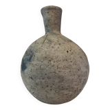 Round-bottomed vase in gray terracotta, La Borne