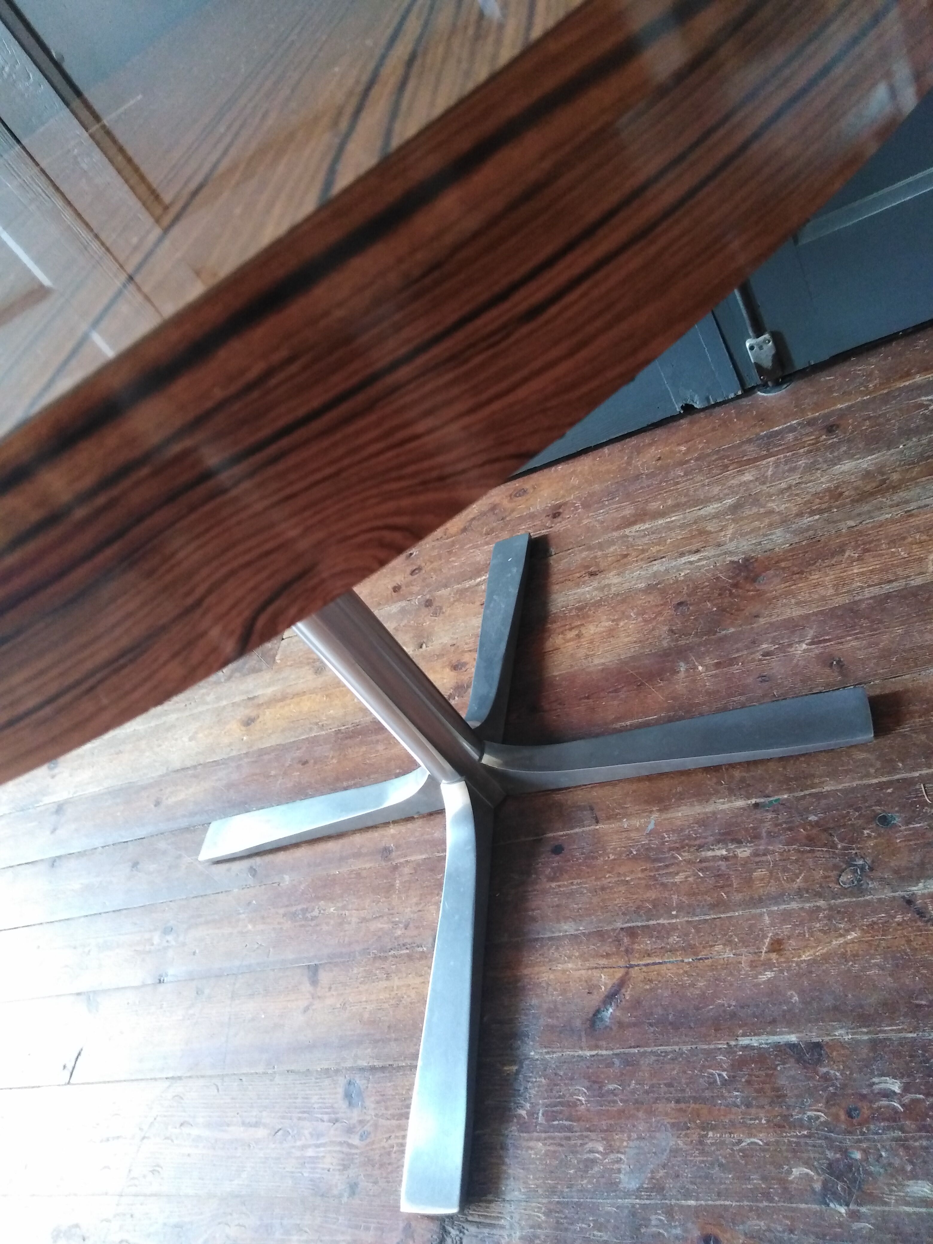 Vintage round table with extensions 1970