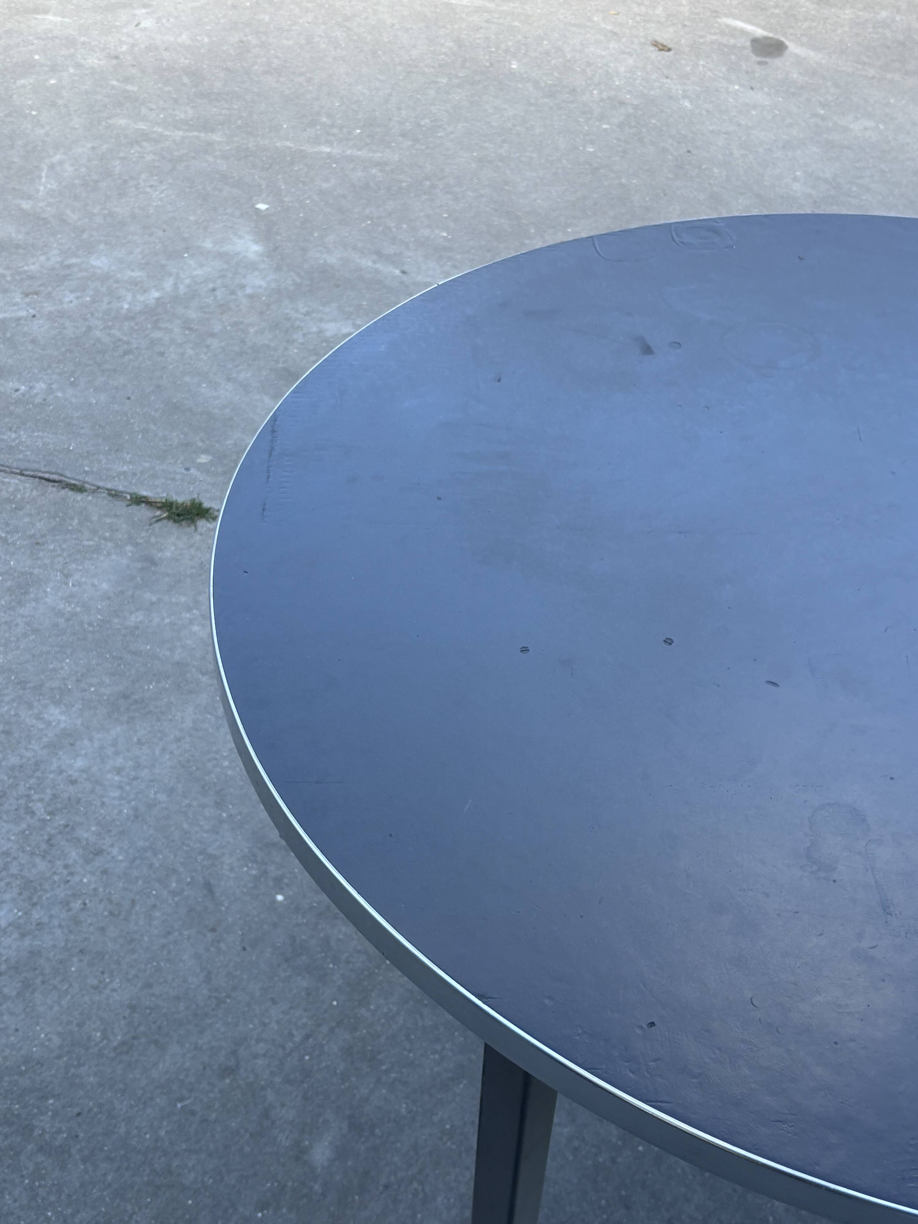 Friso Kramer Reform table round with linoleum top 1960
