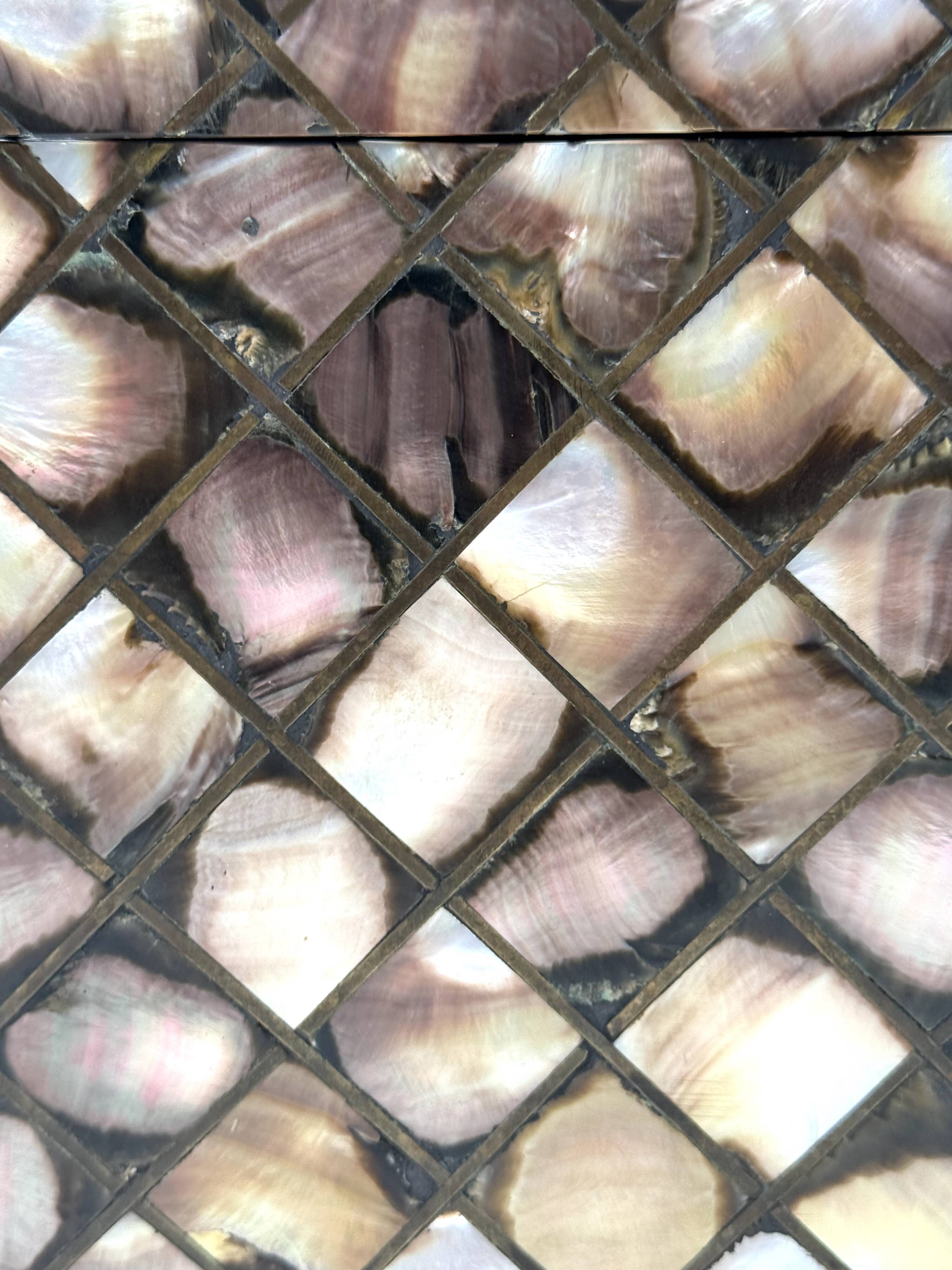 Mid-century mother-of-pearl flakes ice bucket, Italy 1950s