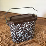 Canteen in vintage enamelled sheet metal