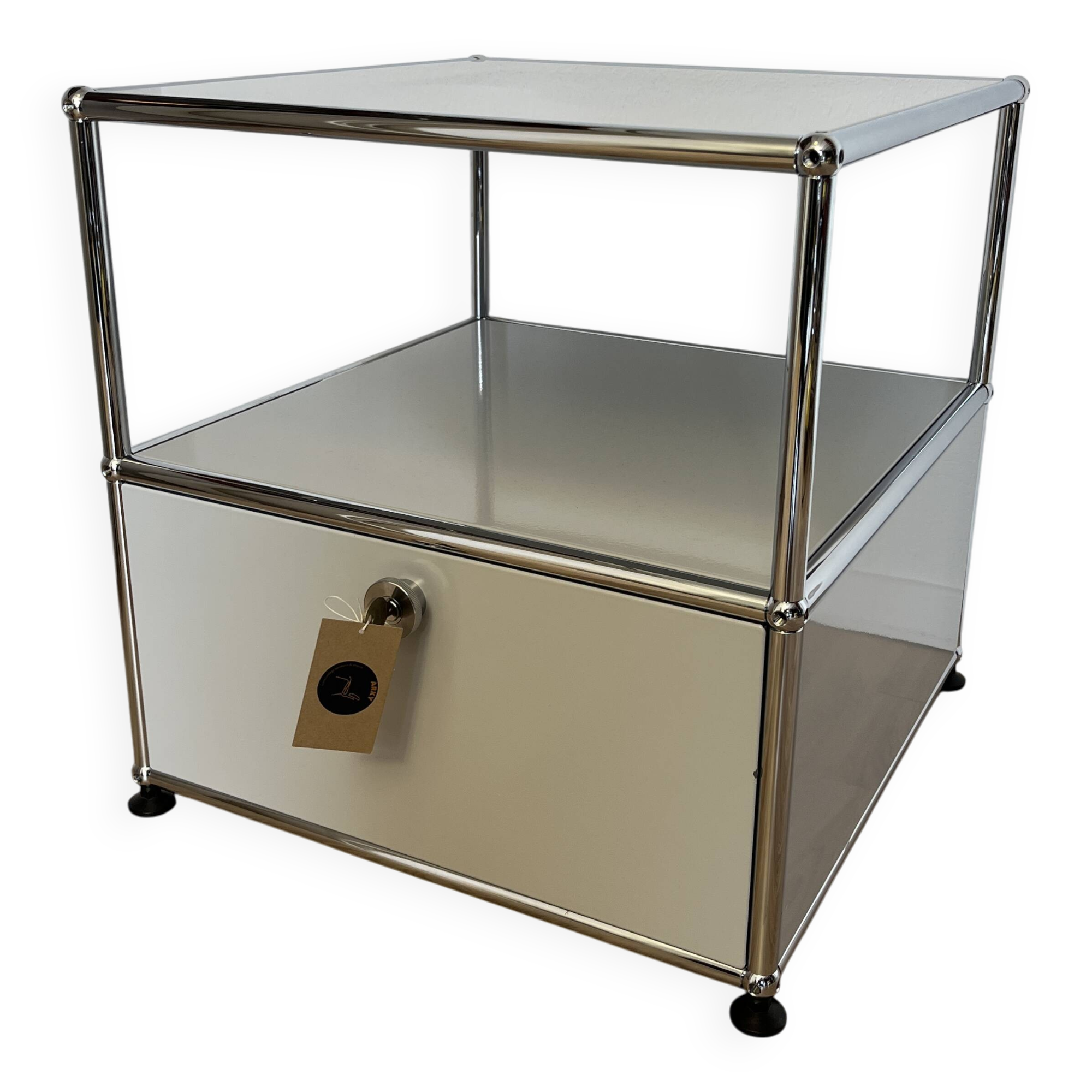 USM Haller furniture in Light Grey