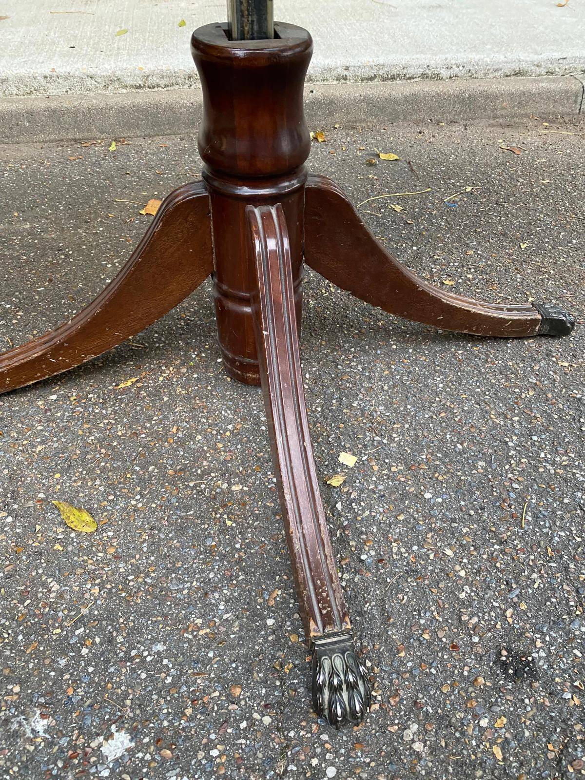 Table à manger ronde relevable et extensible avec pied central 90cm