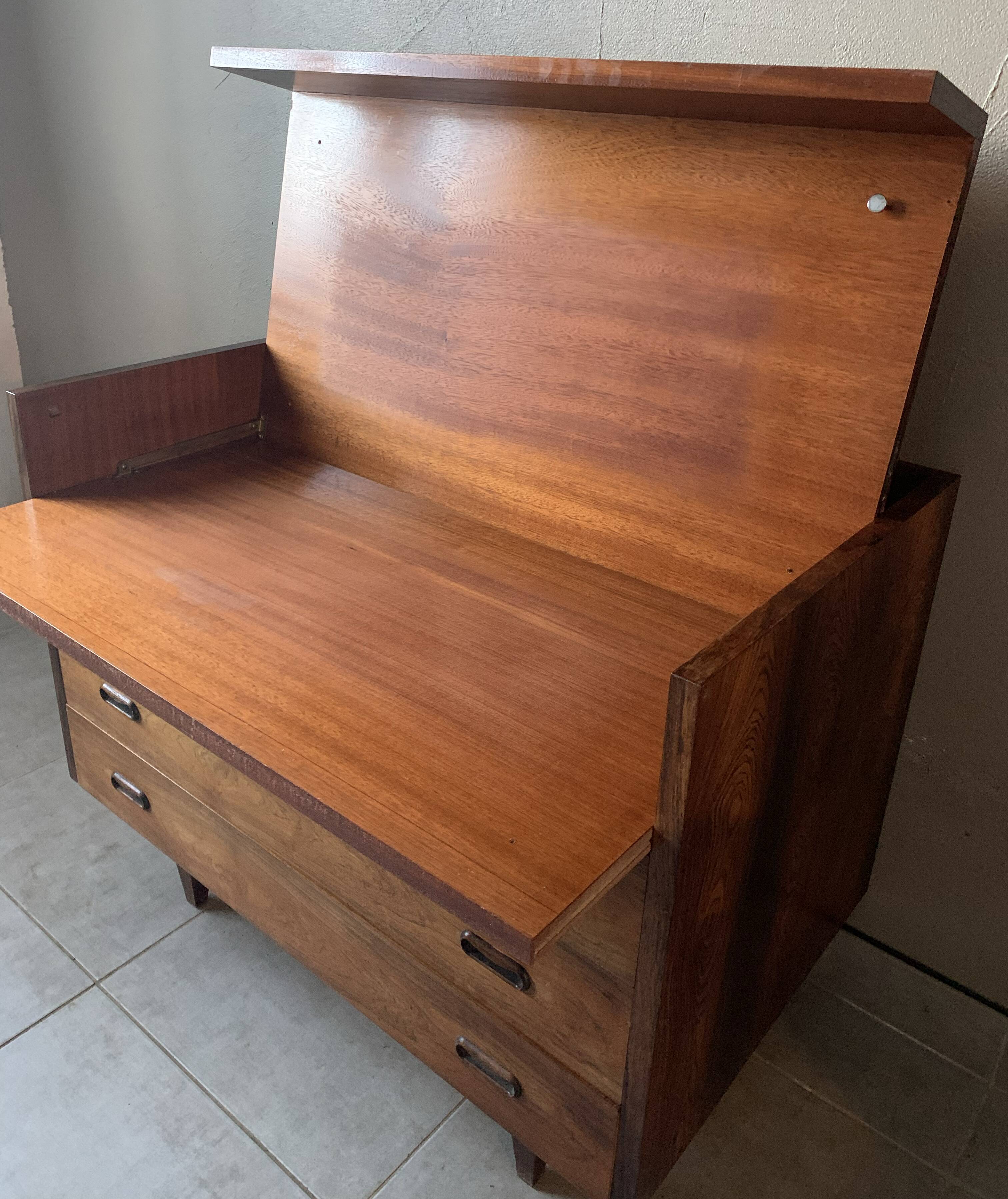 Vintage Scandinavian dressing table/dresser from the 60s in rosewood