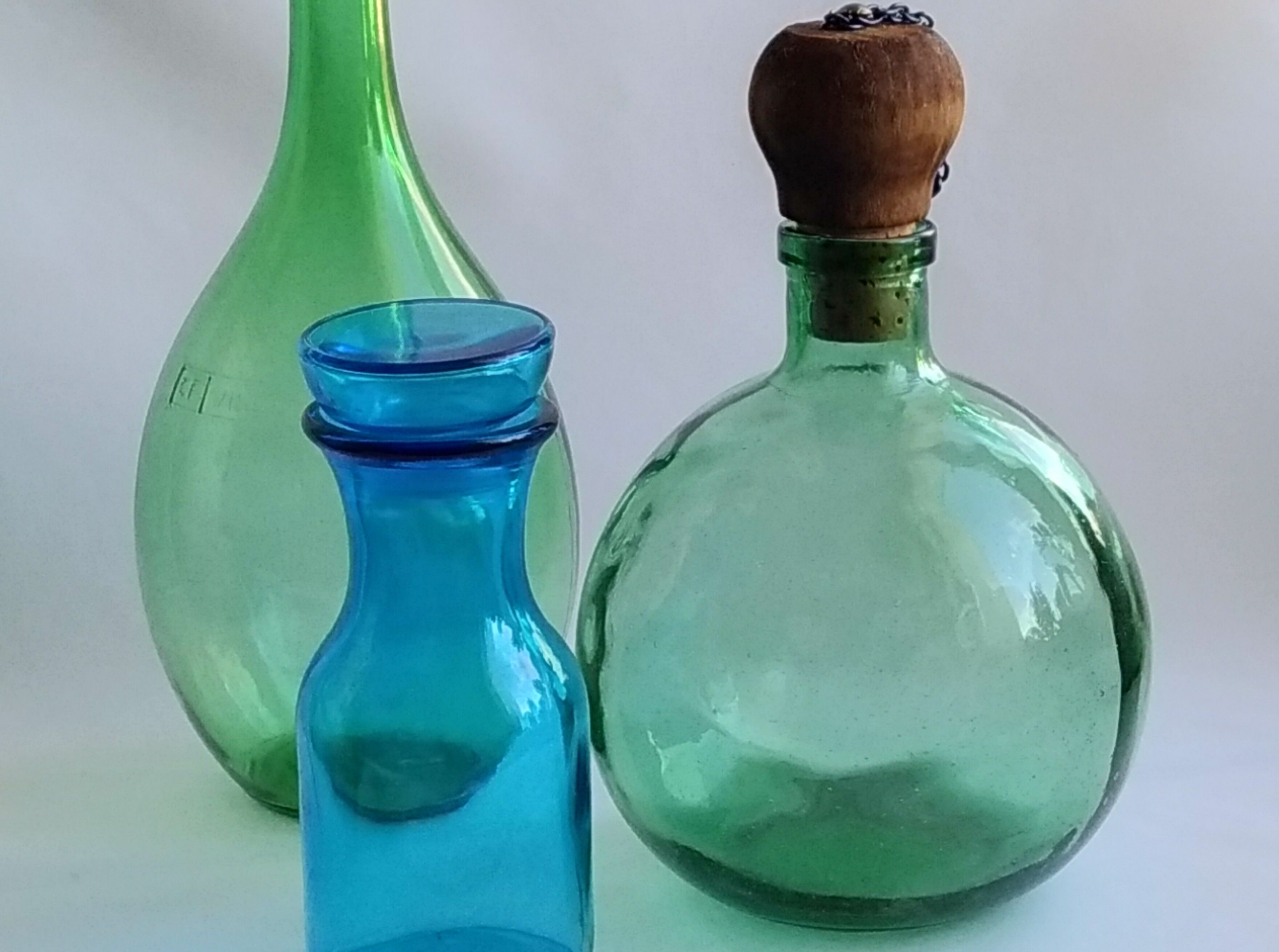 Vintage demijohn wooden cork and chain