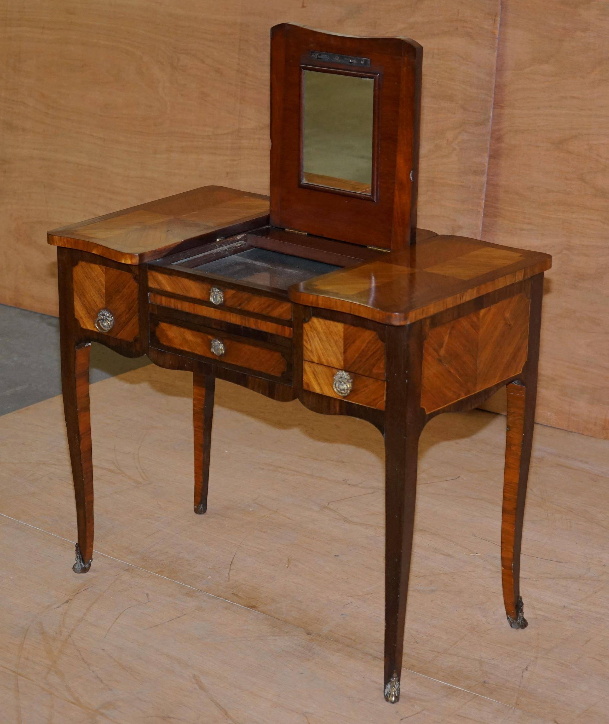 Louis XV Dressing Table Restored 19th Century by Alfred Beurdeley