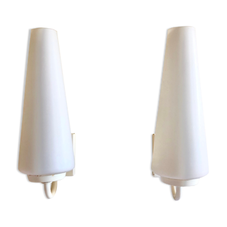 Set of 2 vintage opaline wall lamps