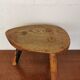 Tabouret de traite, Brutaliste