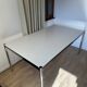 Bureau USM Haller en stratifié gris perle