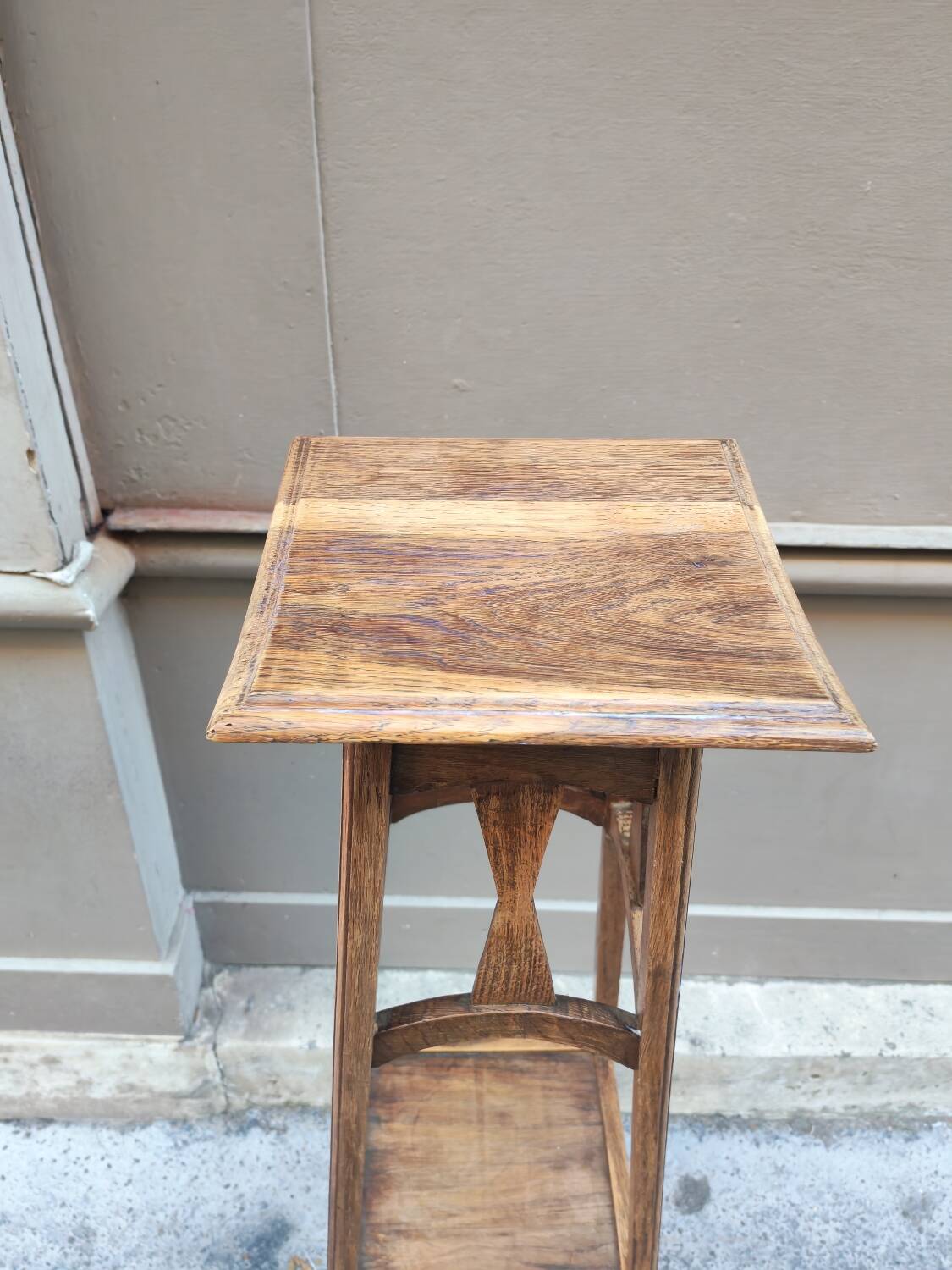 Arts and Crafts Plant Stand