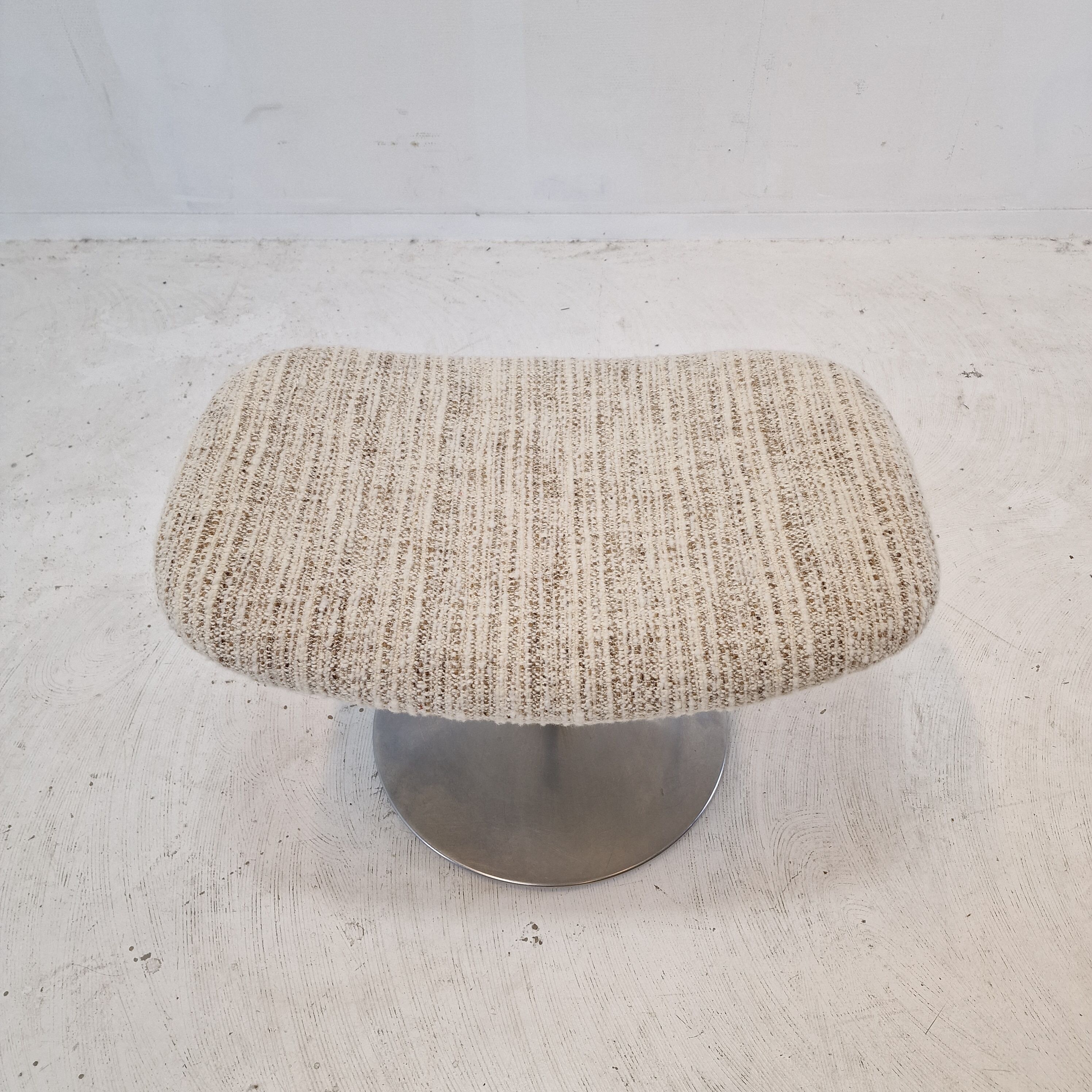 Big Tulip Chair and Ottoman by Pierre Paulin for Artifort, 1980s