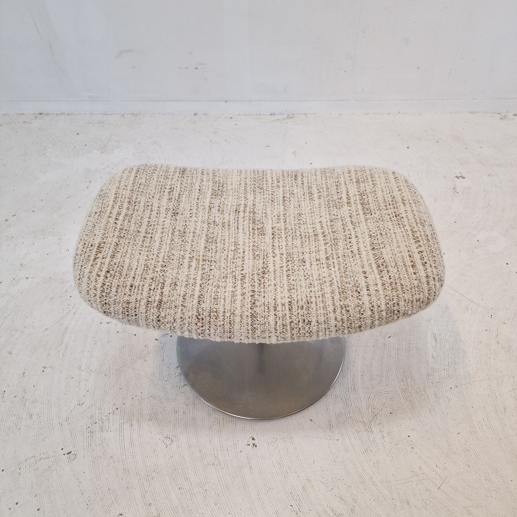 Big Tulip Chair and Ottoman by Pierre Paulin for Artifort, 1980s