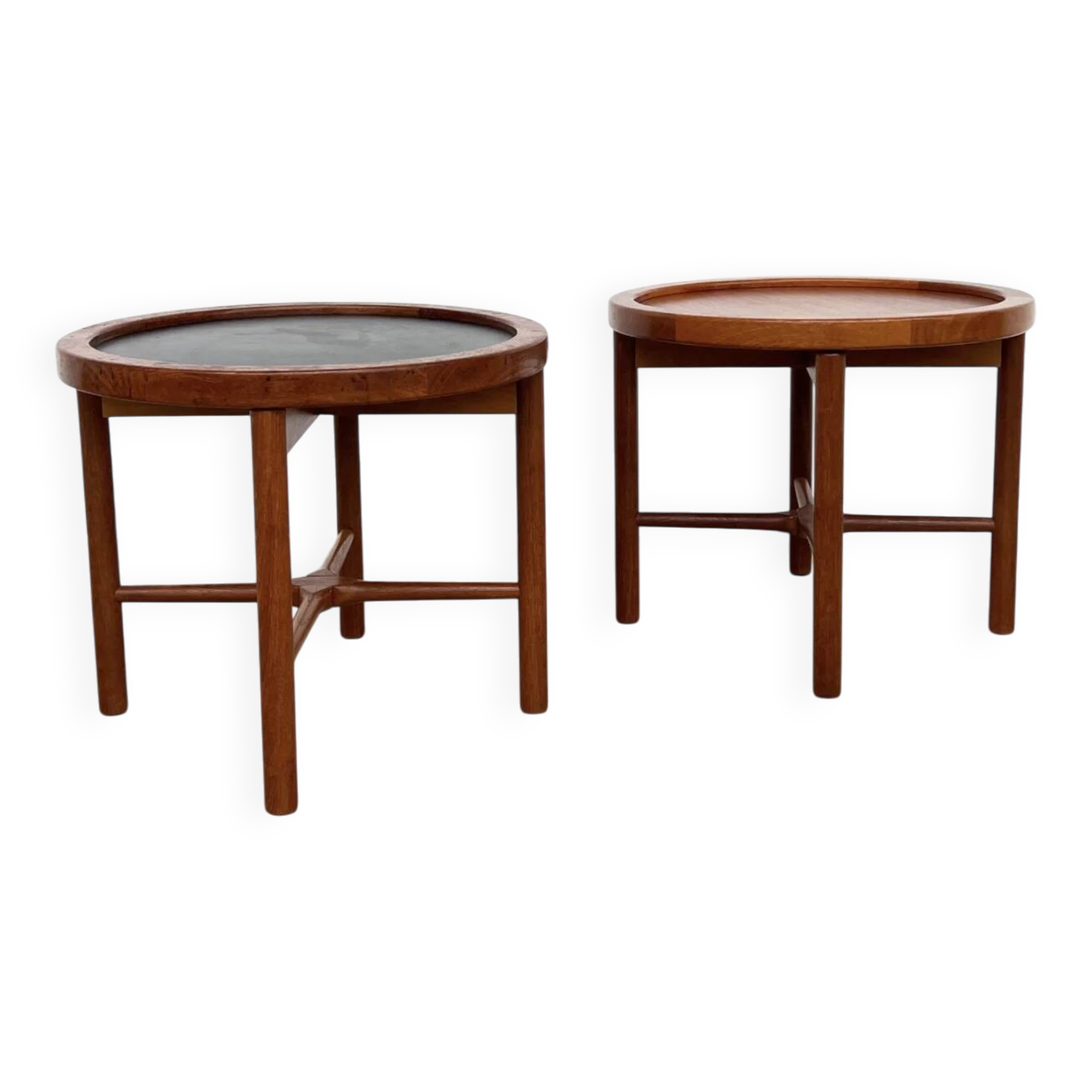 Duo of round coffee tables with a reversible top — Crossed base