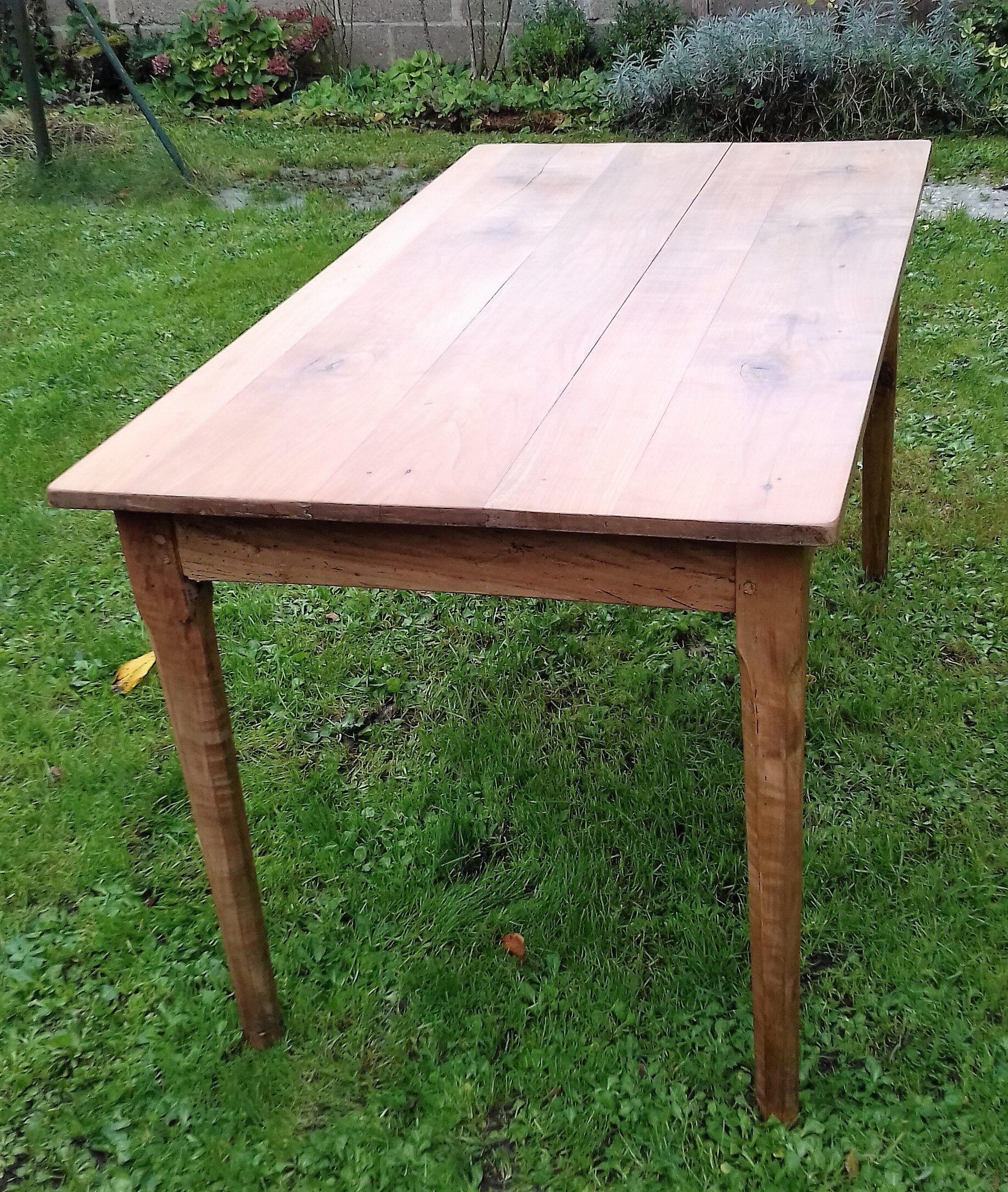 Old table in solid cherrywood 2 drawers