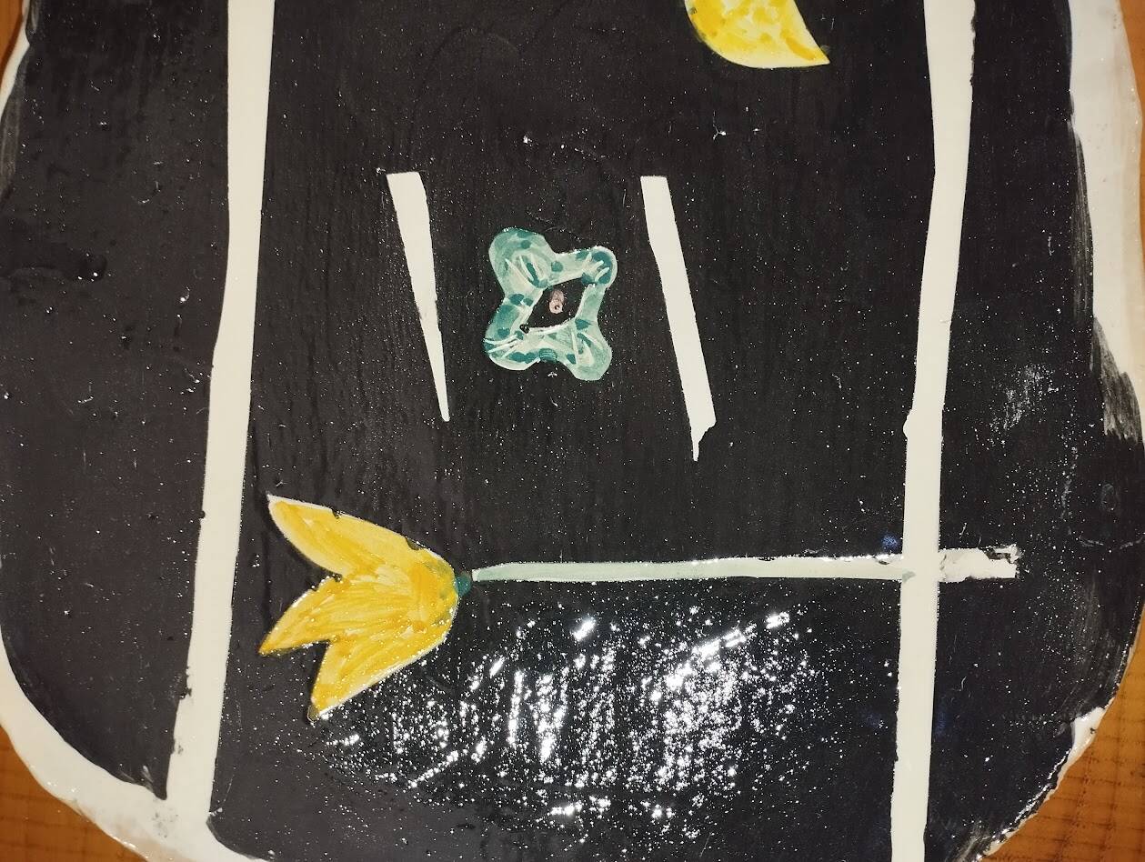 Vintage plate – Abstract decor – 1950s–60s – Handmade ceramics