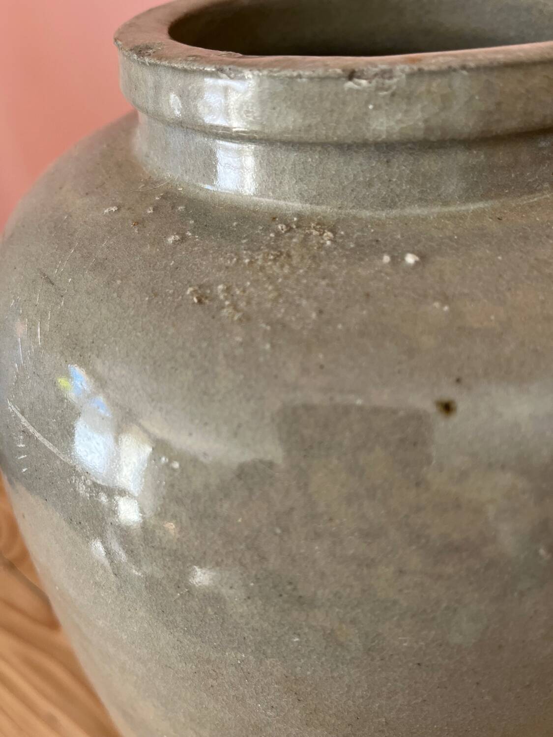 Stoneware pot vase