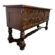 Buffet / armoire sculptée en bois vintage