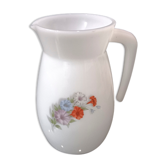 Opal glass pitcher of the brand Arcopal France. Flower motif "Volubilis".