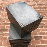 Metal drawer units