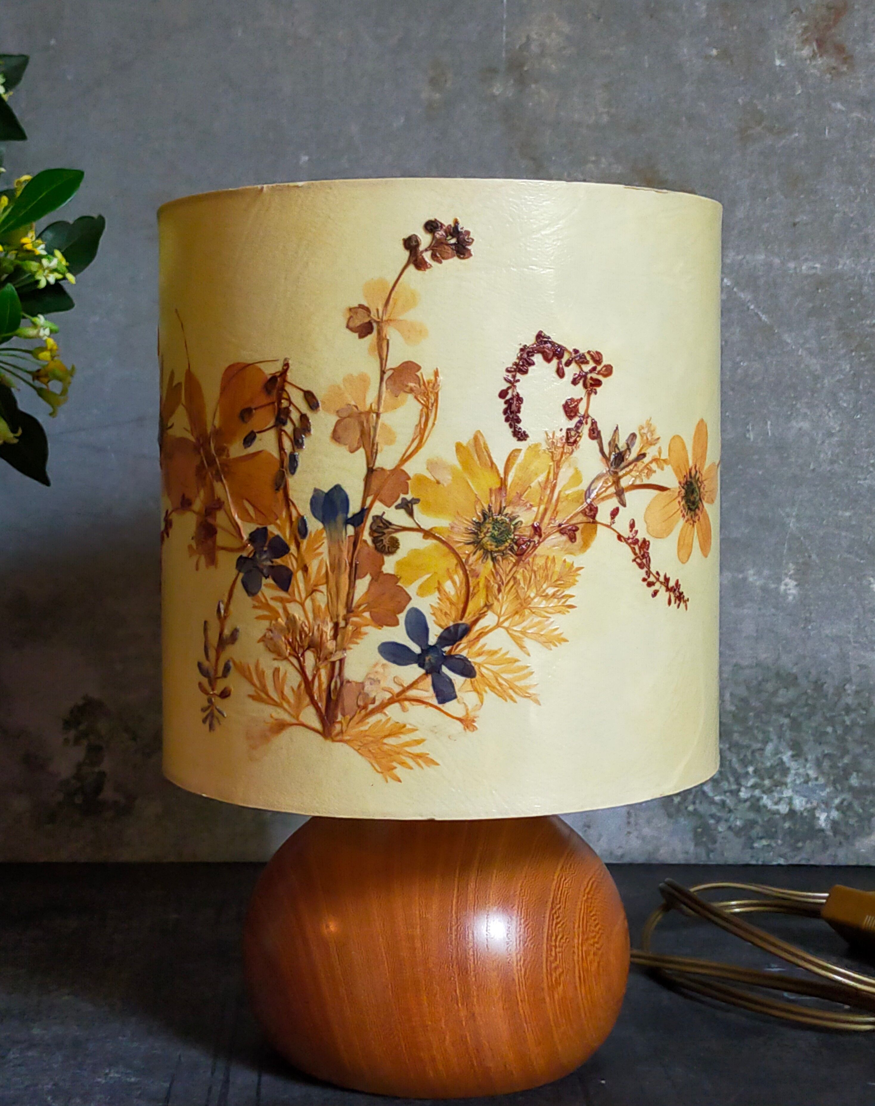 Lampe de chevet en bois vintage