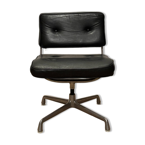 Chaise de bureau en cuir par Charles et Ray Eames, années 70 Chaise de bureau en cuir par Charles et Ray Eames, années 70