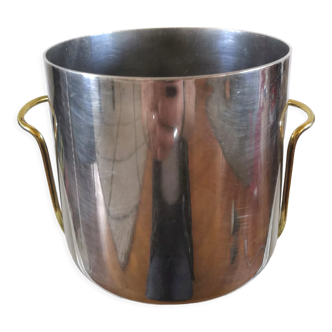 Ice bucket and its Ercuis design support