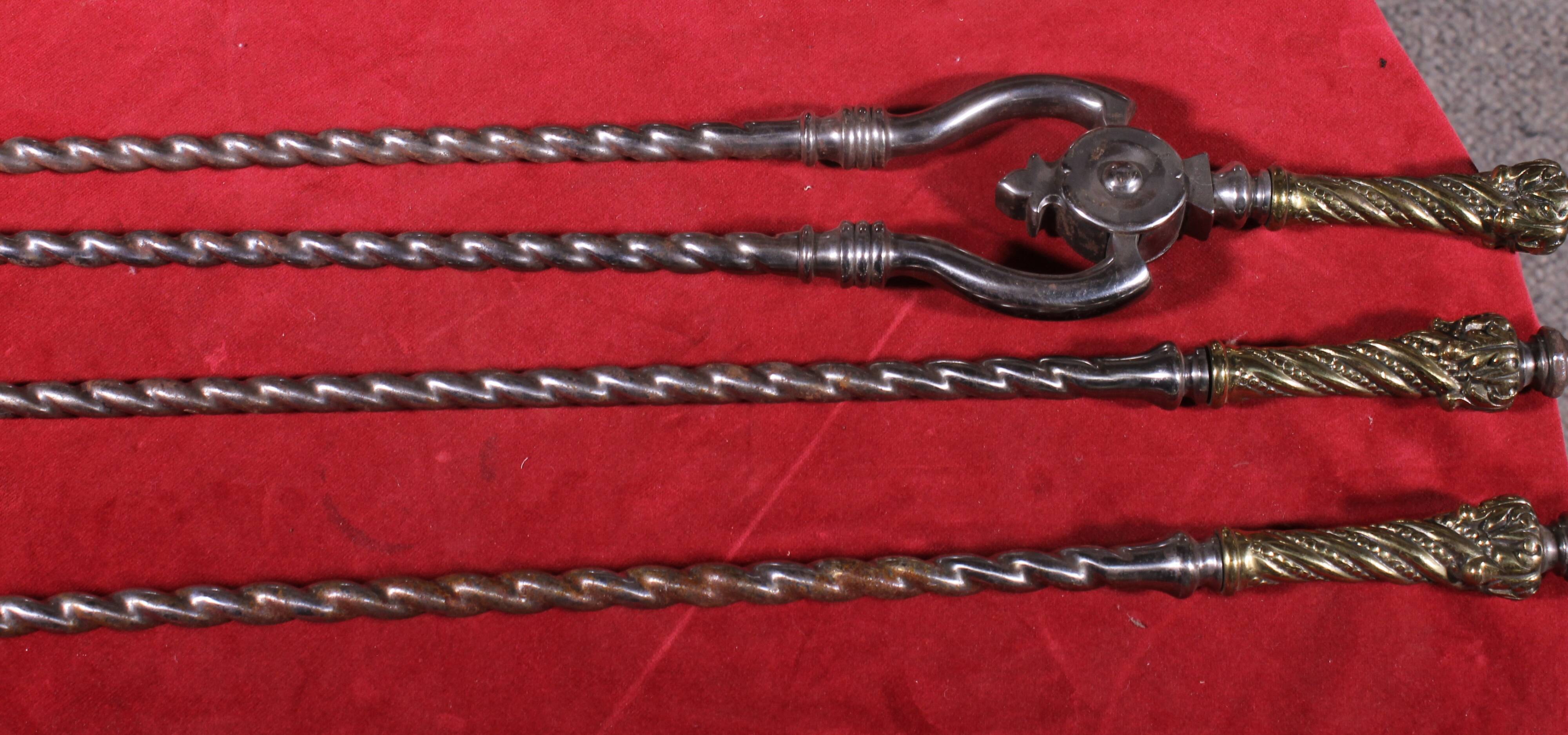 Nécessaire de cheminée début XIX eme acier et bronze