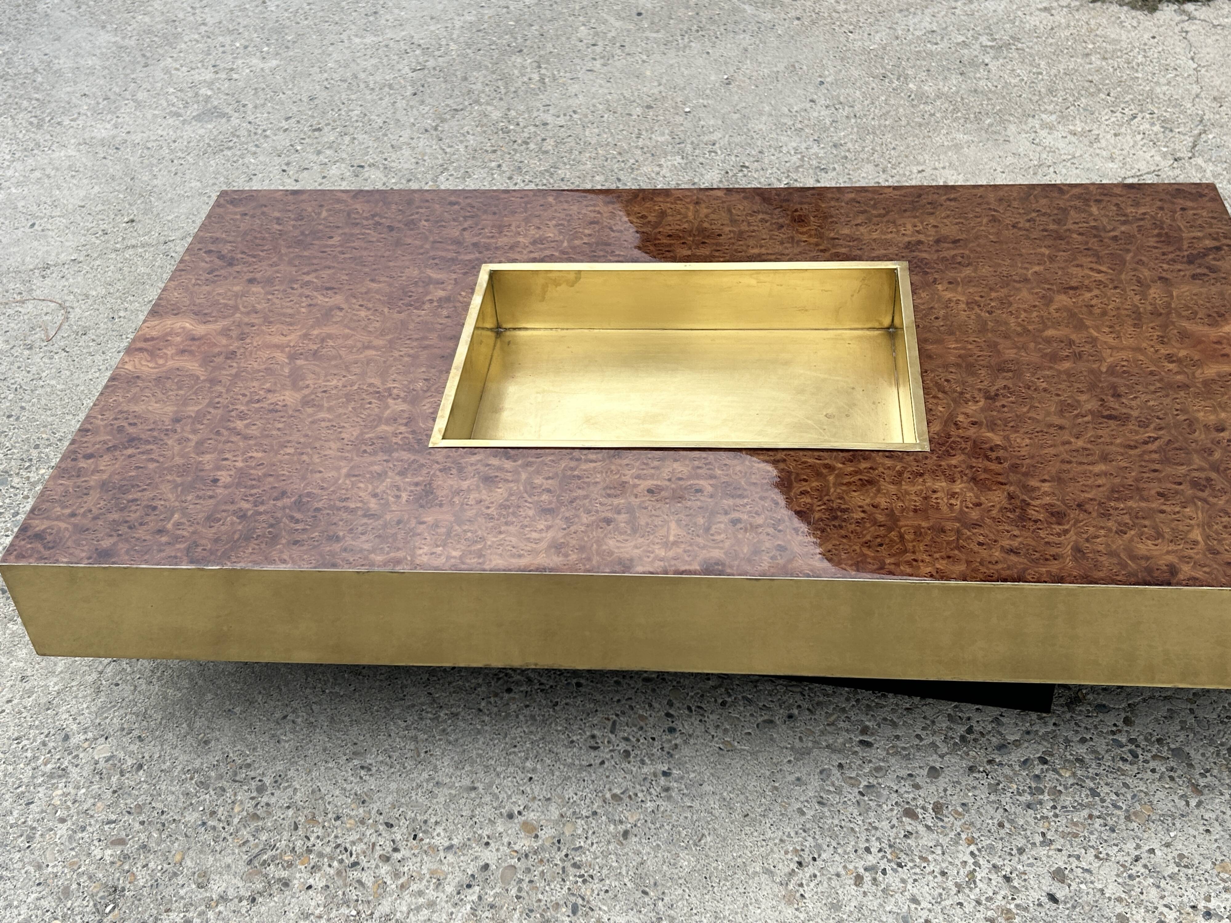 Willy Rizzo coffee table in walnut burl and brass 1970