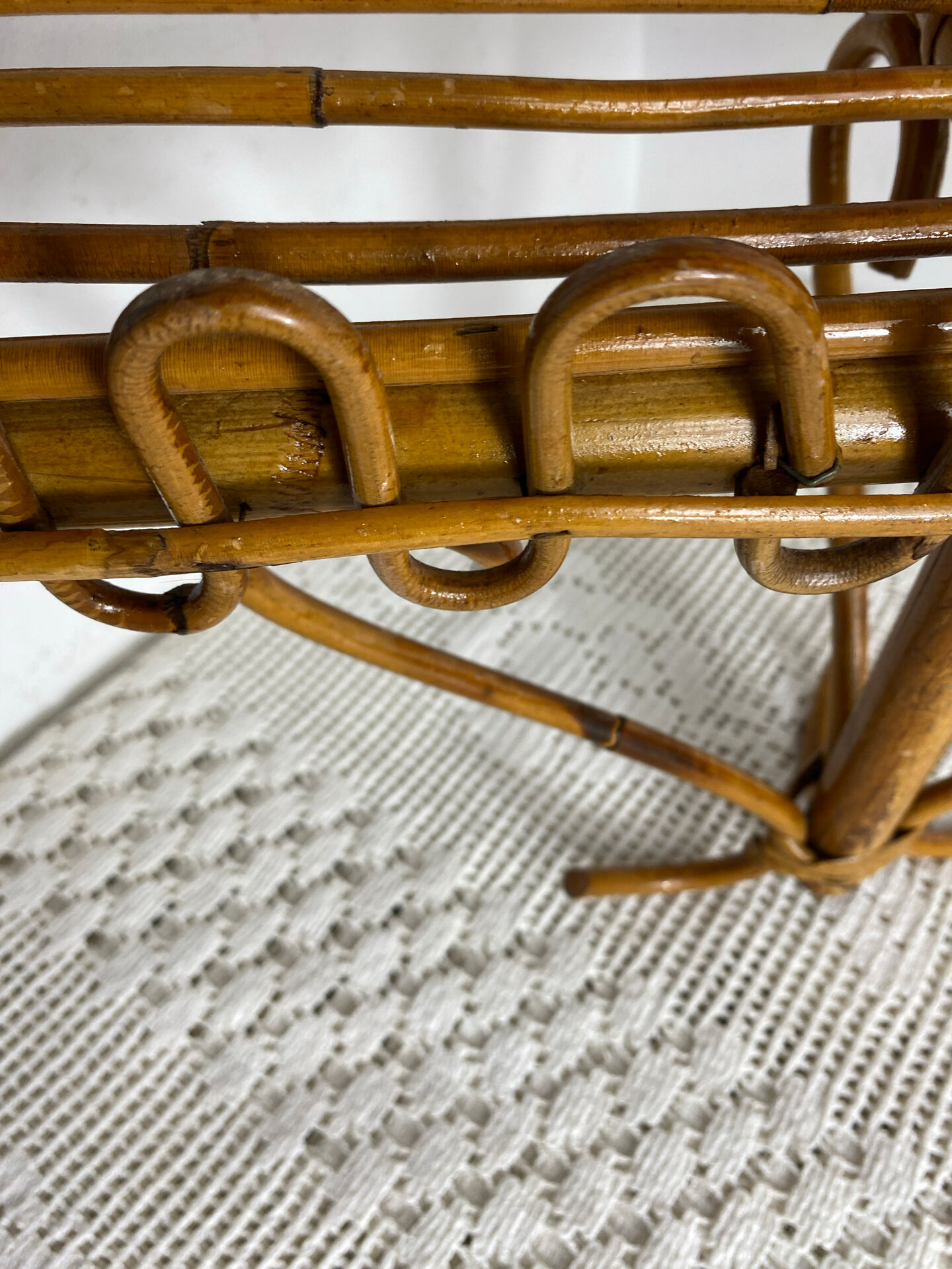 Shelf or wall console in rattan and bamboo