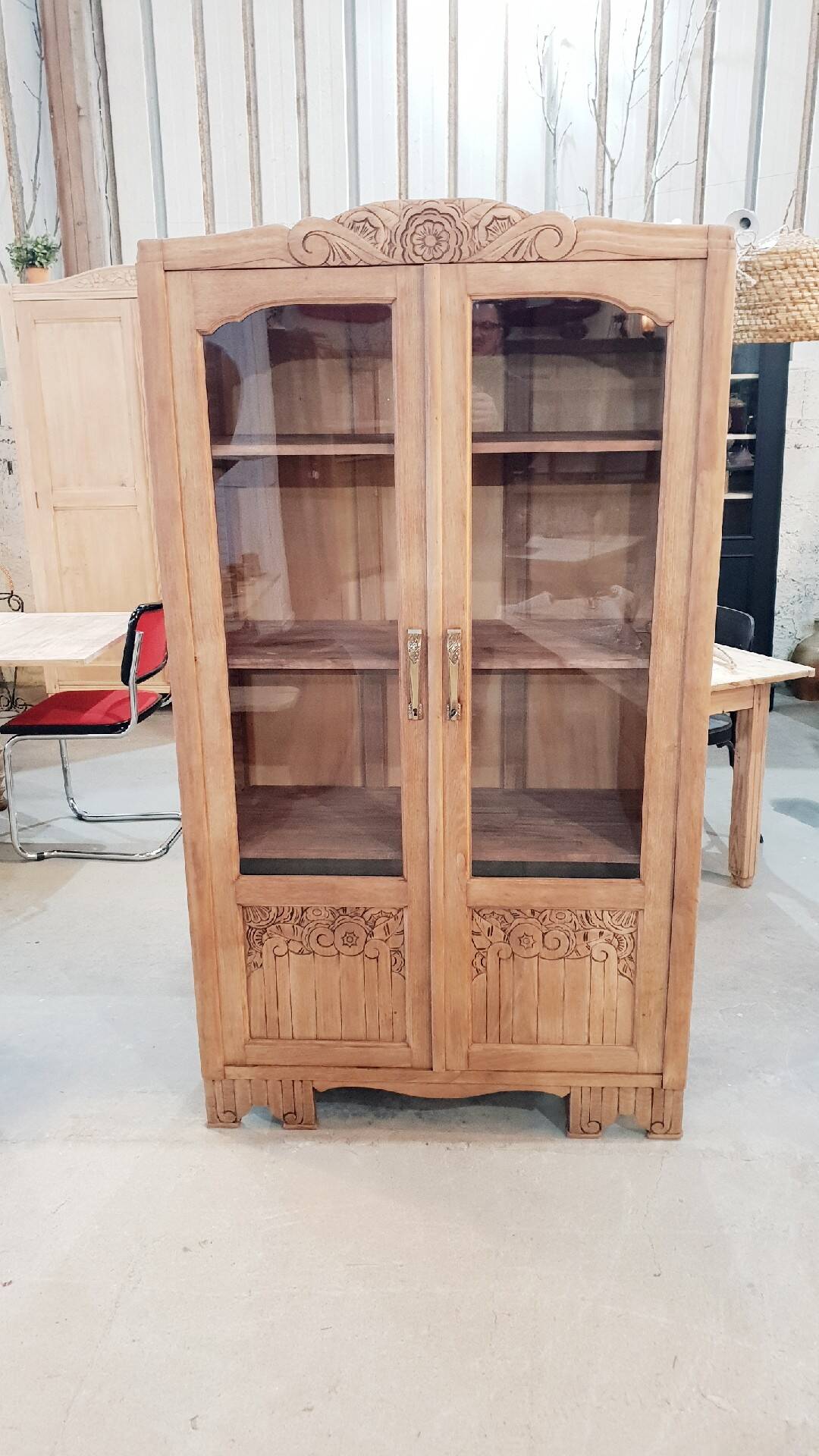 Old art-deco display case