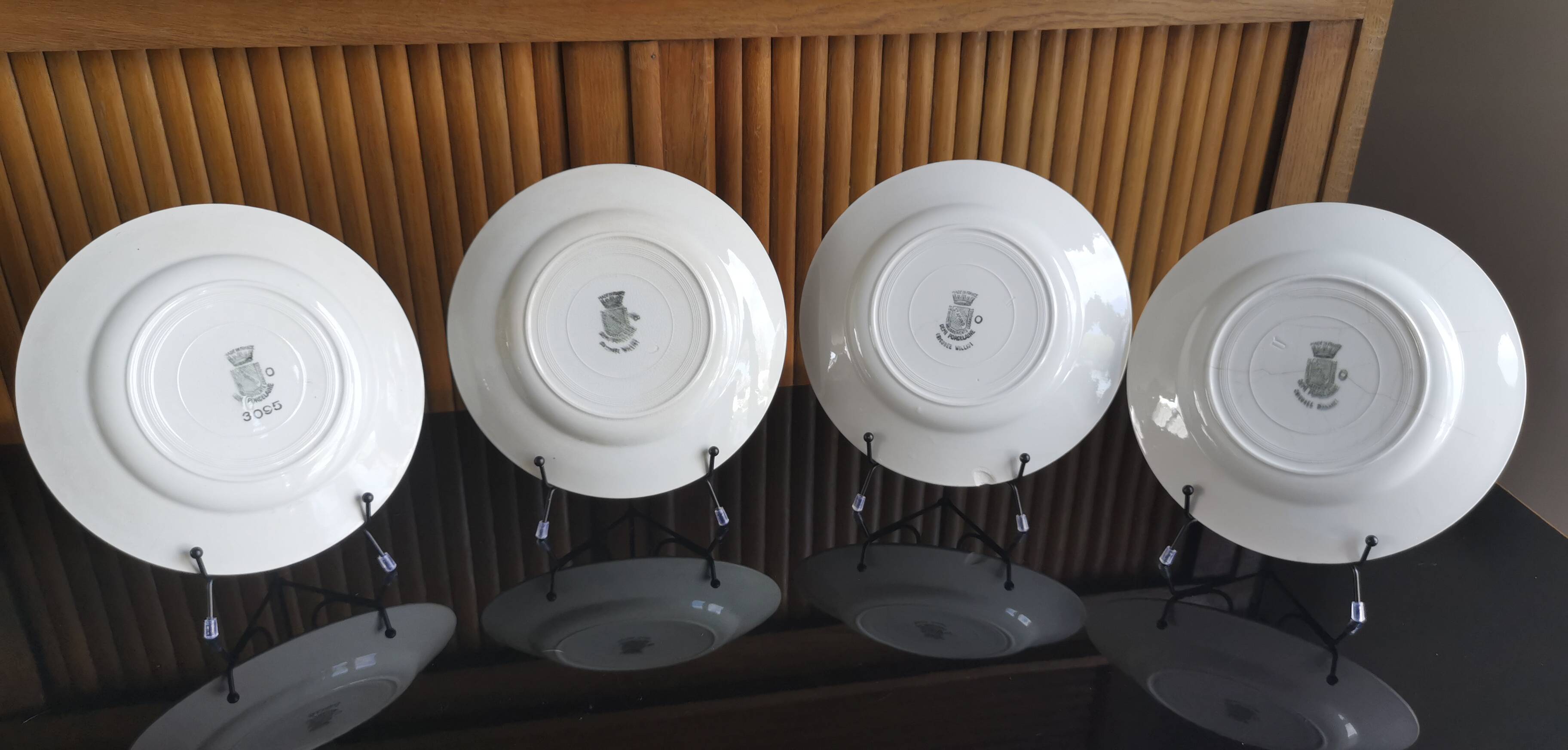 4 Terre de Fer Saint Amand et Hamage plates “Chicorée Williot” model