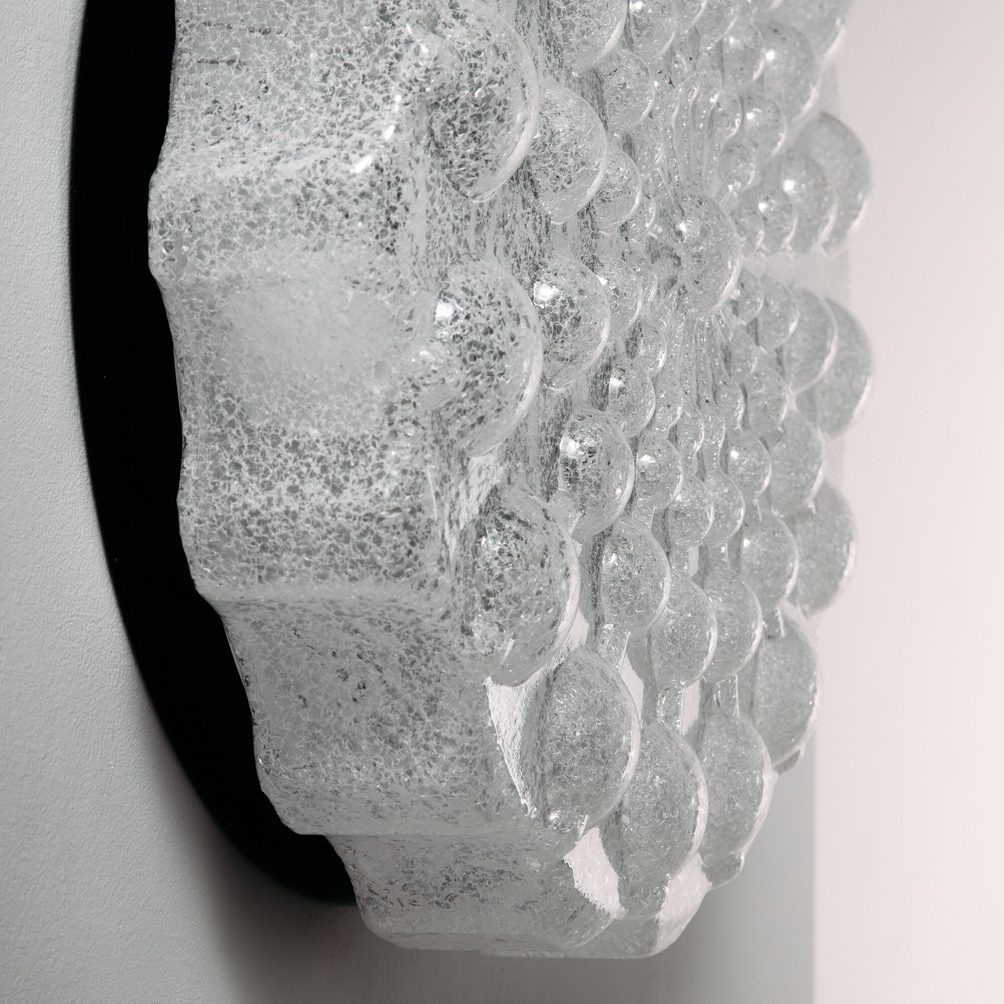 Wall light in metal and plastic