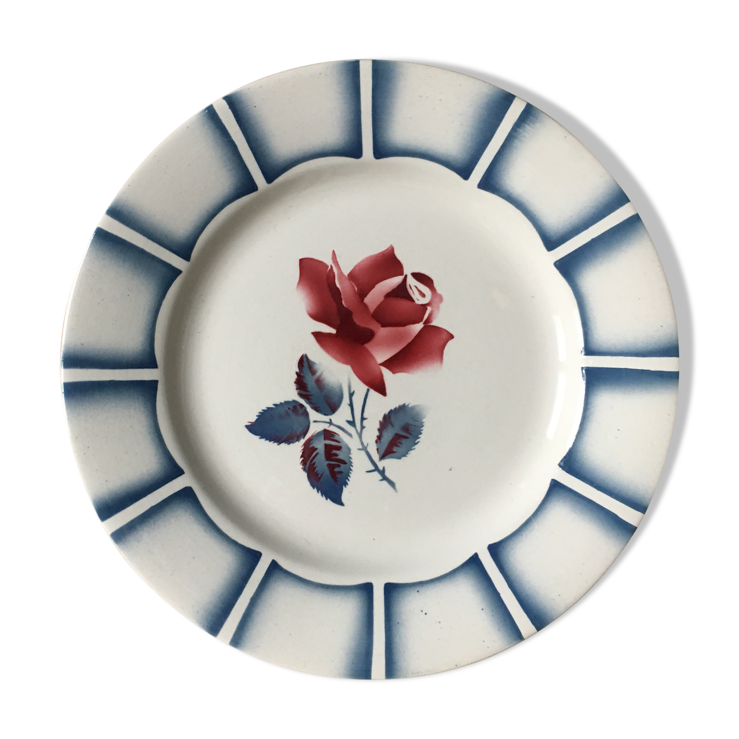 Digoin sarretuemines Dolphin plates