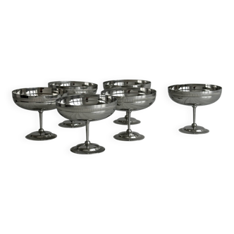 Set of 6 shiny metal bowls
