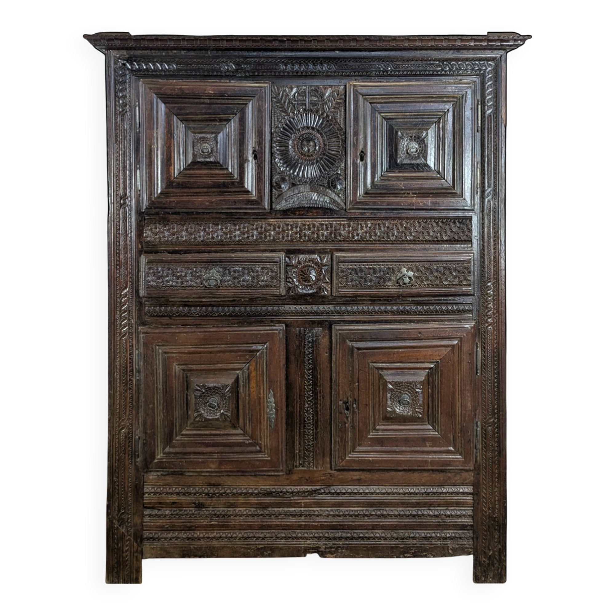 Buffet from the 17th century, Popular Art from the Auvergne region.