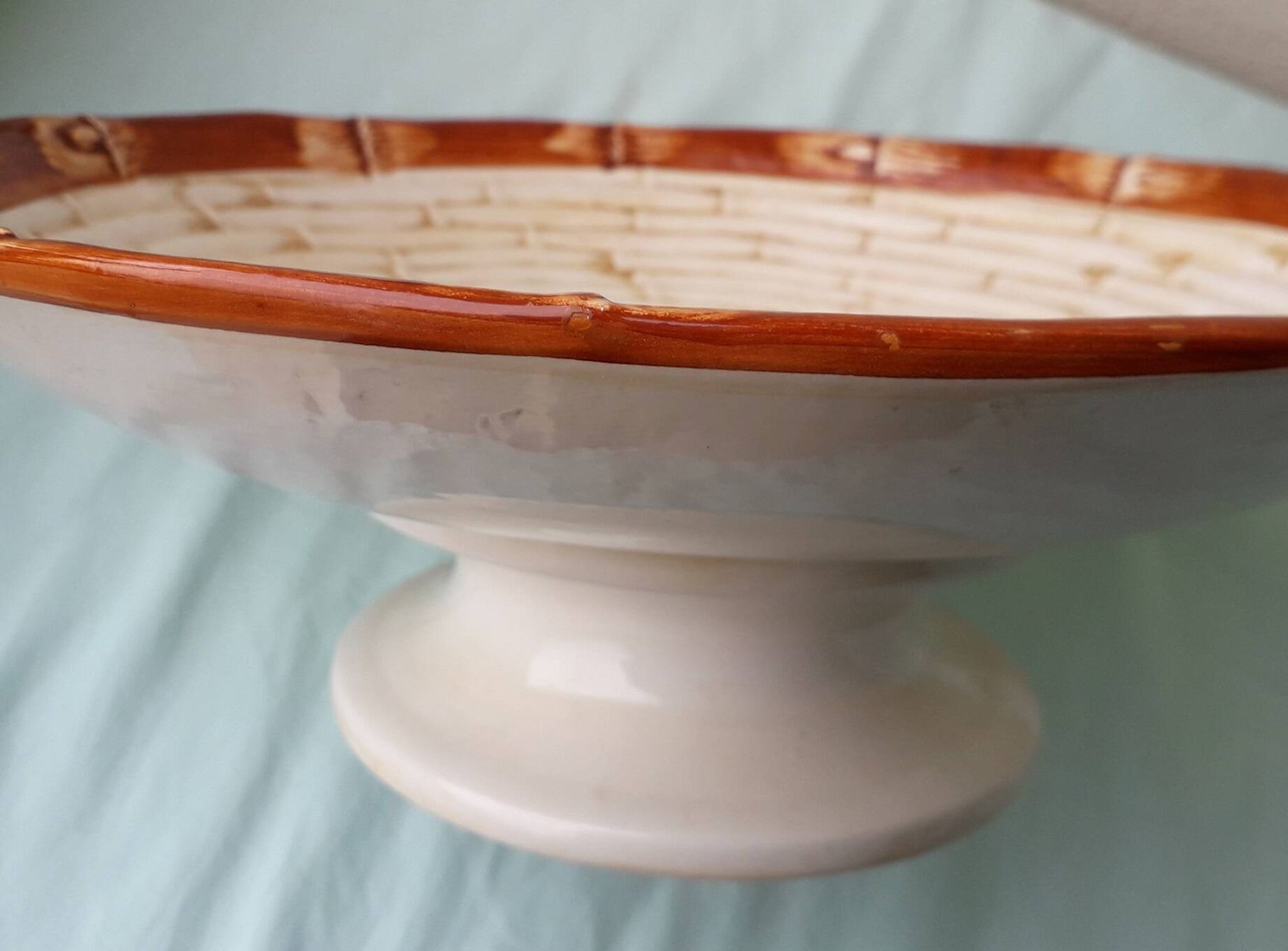 Slop bowl