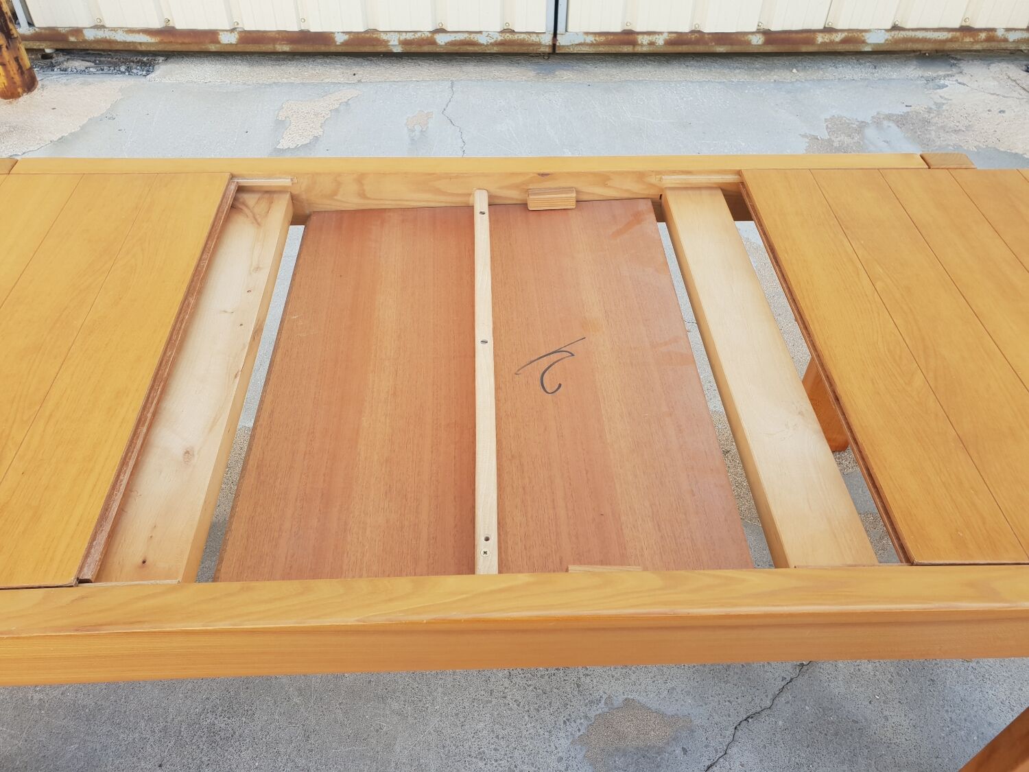 1970 elm dining table