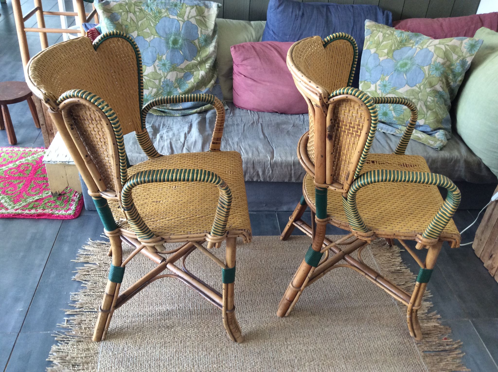 Paire de fauteuils en rotin