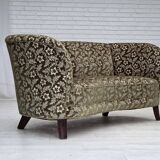 Canapé danois courbé 2 places des années 1960, velours d'ameublement vert, bois de hêtre.