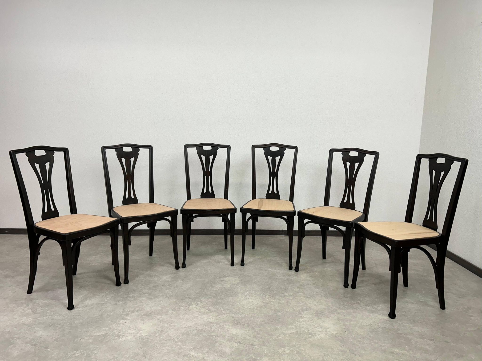 Set of 6 dining chairs no.319 by J&J Kohn