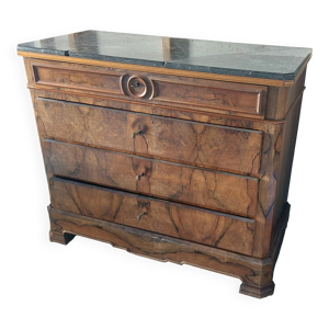 Commode ancienne en noyer