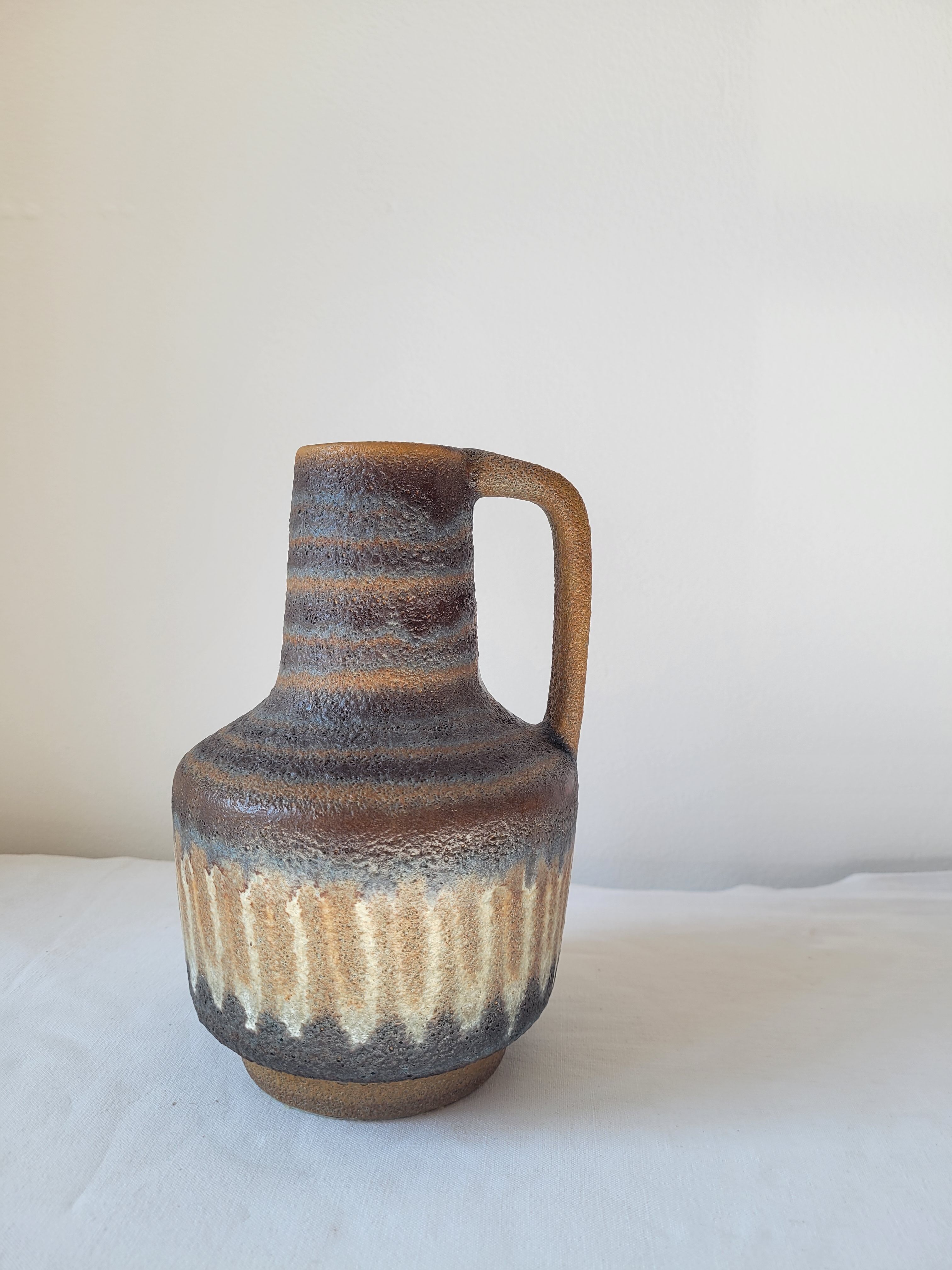 Pitcher Fat Lava VEB Strelha