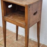 Table de chevet ancienne en bois, poignées latérales ajourées, fin XIXe