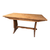 Ancienne table montagnarde en châtaignier