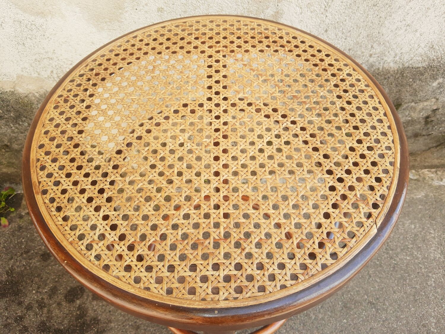 Wooden stool and vintage canning