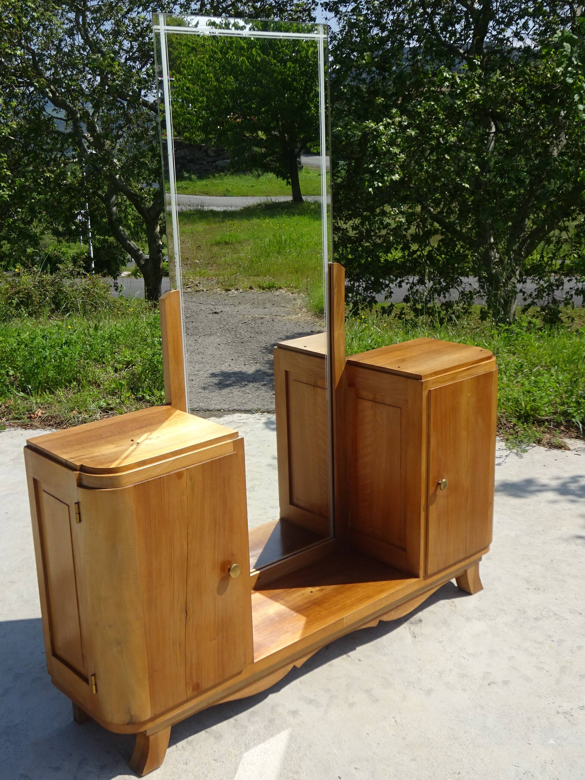 Small Art Deco dressing table in light wood