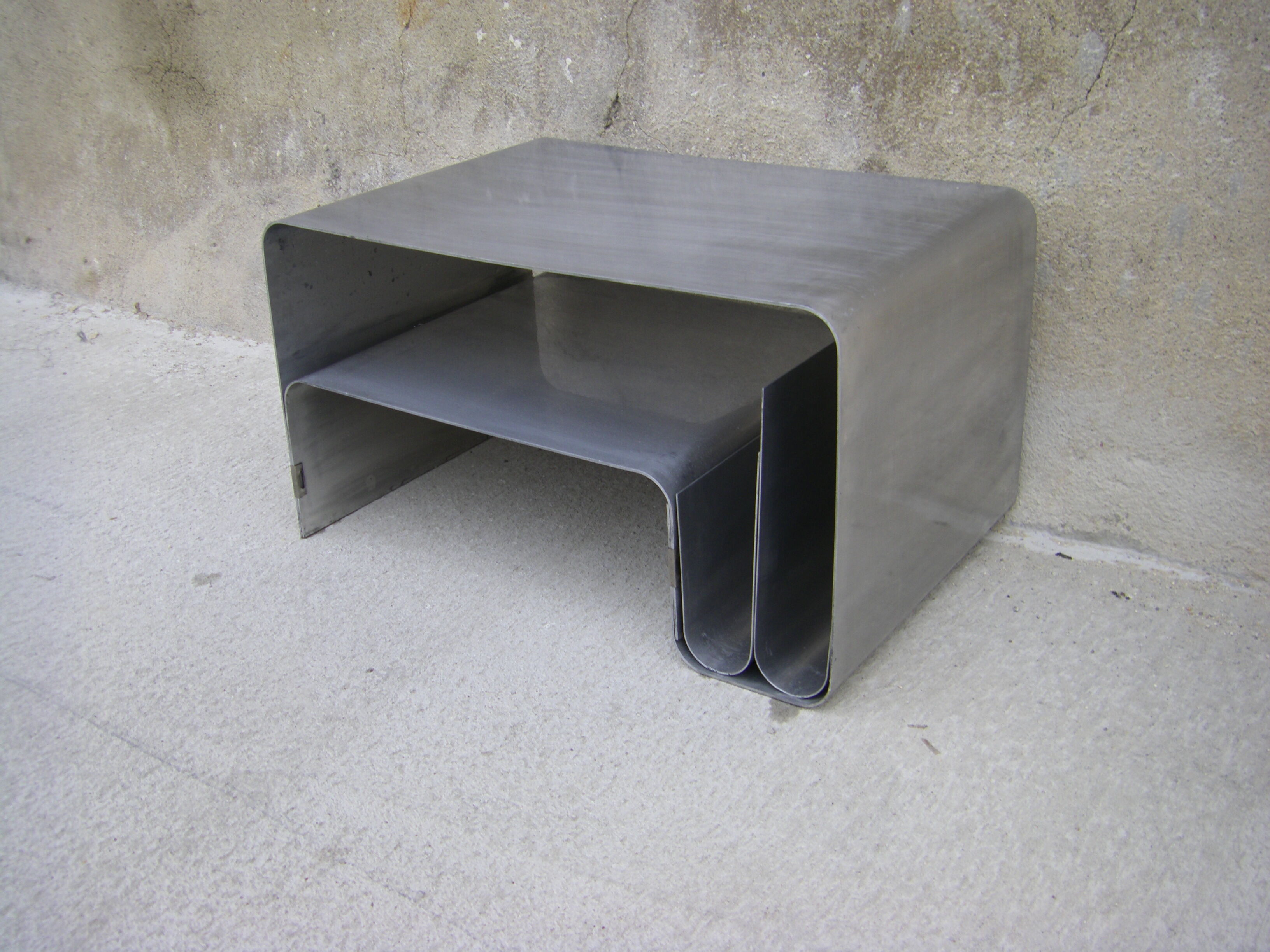 Design coffee table