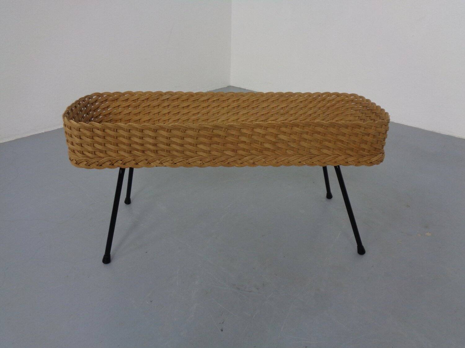 Large German flower planter in rattan and steel, 1950s