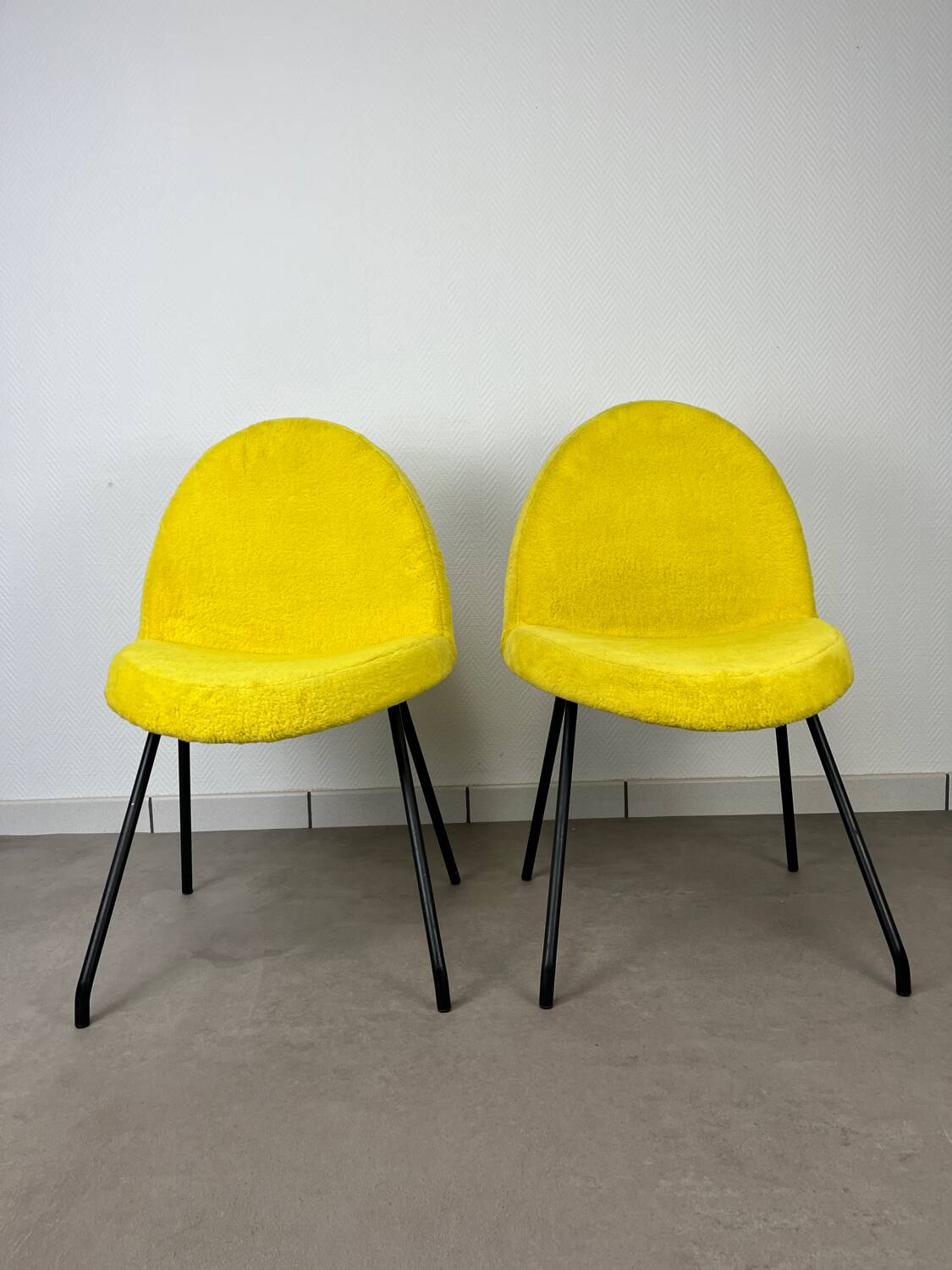 2 chairs 771 by Joseph André Motte for Steiner