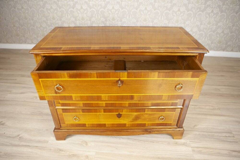 Light Brown Dresser, Early 20th Century